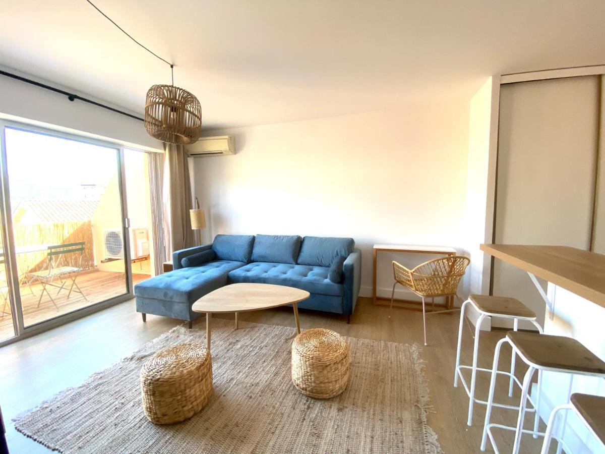 Superbe T2 Equipe Proche Centre Ville Ajaccio Avec Parking エクステリア 写真