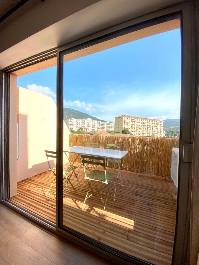 Superbe T2 Equipe Proche Centre Ville Ajaccio Avec Parking エクステリア 写真